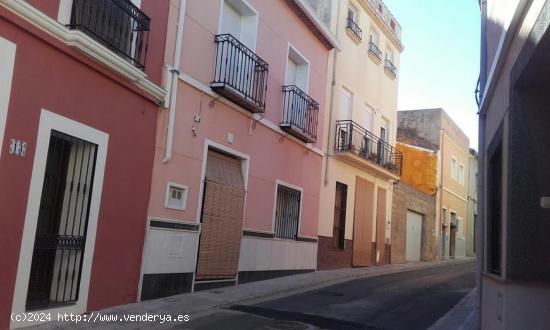 Casa en venta en la Font D'en Carros - VALENCIA