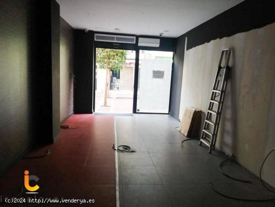 LOCAL COMERCIAL EN PLENO CENTRO - CADIZ