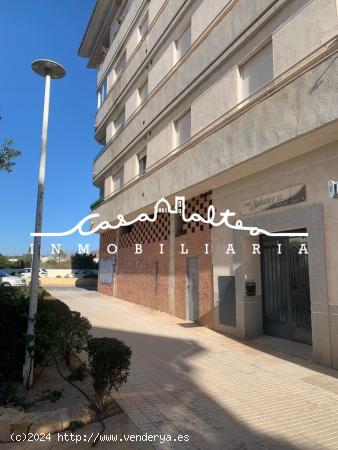 SE ALQUILA LOCAL COMERCIAL EN ALTEA - ALICANTE