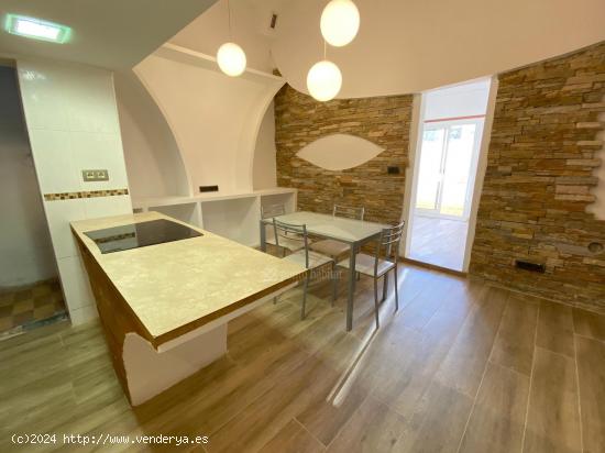  Loft reformado con cédula de habitabilidad - BARCELONA 