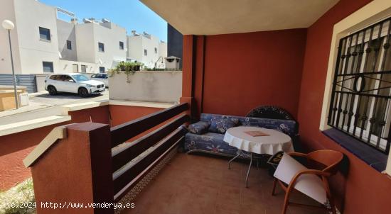 BUNGALOW DE 2 DORMITORIOS 2 BAÑOS EN LOS ALTOS  ( ORIHUELA COSTA) ALICANTE - ALICANTE