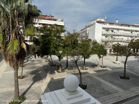 MAGNIFICA CASA INDEPENDIENTE EN ZONA CENTRO (PLAZA LAS INFANTAS) - CADIZ