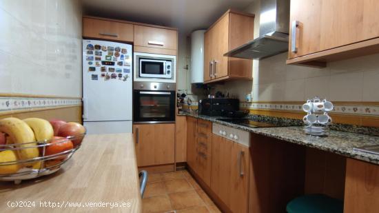 Acogedora Planta Baja con Terraza en Venta en Ca n'Oriol - BARCELONA