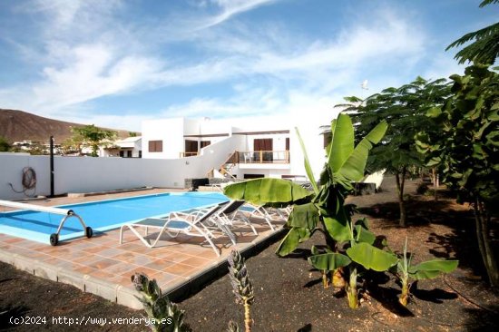 Villa en Venta en Playa Blanca - Yaiza