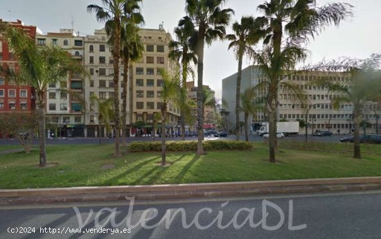 Local comercial en Alquiler en Extramurs - Valencia