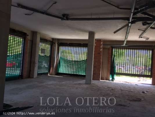 Local comercial en Alquiler en Camins al grau - Valencia