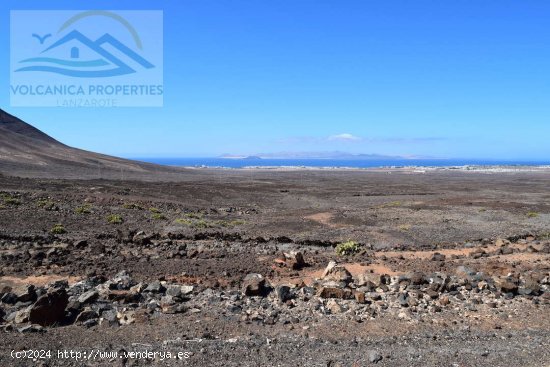 SE VENDE Gran parcela urbana con vistas panorámicas en Maciot, Playa Blanca, Yaiza - Yaiza