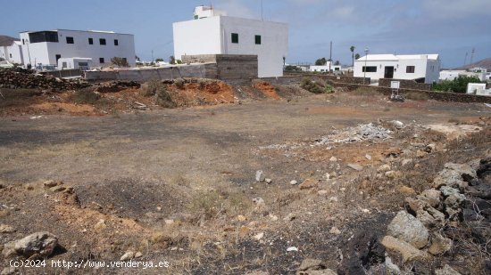 SE VENDE Parcela Urbana en Tinajo con 10,000m2 de terreno rústico - Tinajo