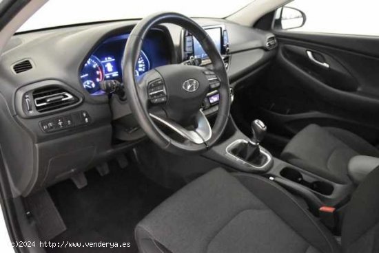 Hyundai i30 ( 1.0 TGDI Klass 120 )  - Mairena de Aljarafe