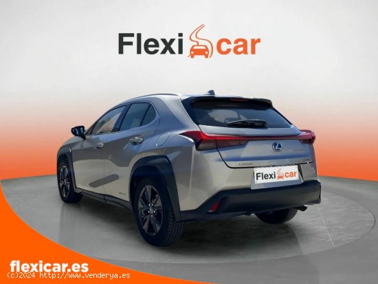 Lexus UX 2.0 250h Business Navigation - Talavera de la Reina