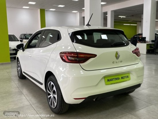 Renault Clio Business dCi 100 (74kw) de 2022 con 71.000 Km por 15.800 EUR. en Malaga