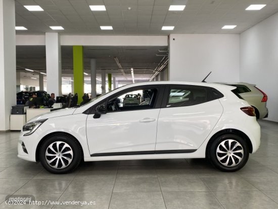 Renault Clio Business dCi 100 (74kw) de 2022 con 71.000 Km por 15.800 EUR. en Malaga