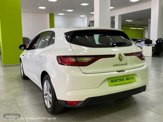 Renault Megane Business Blue dCi 85 kW (115CV) de 2020 con 34.000 Km por 18.300 EUR. en Malaga