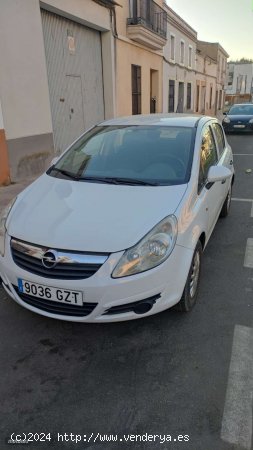  Opel Corsa 1.3 Eccoflex de 2010 con 184.776 Km por 3.900 EUR. en Badajoz 