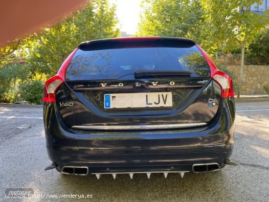 Volvo V 60 D6 de 2015 con 209.000 Km por 17.400 EUR. en Madrid