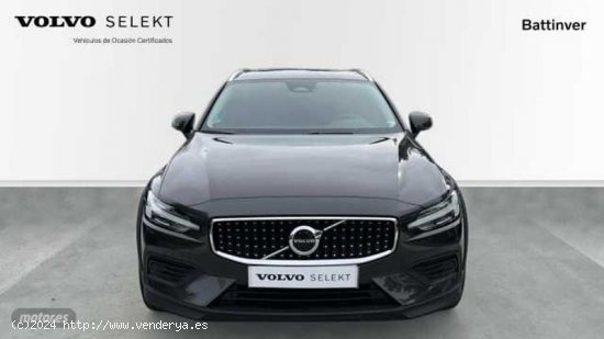 Volvo V 60 V60 Cross Country Core, B4 (diesel) AWD, Diesel de 2023 con 30.557 Km por 44.900 EUR. en 