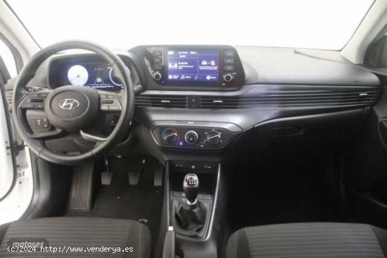 Hyundai i20 1.0 TGDI Klass 100 de 2023 con 13.998 Km por 17.900 EUR. en Murcia