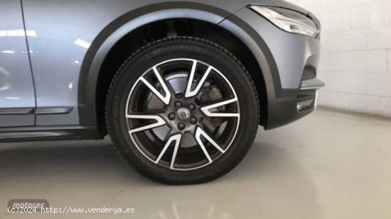 Volvo V 90 V90 Cross Country D5 AWD Pro Automatico de 2017 con 146.874 Km por 34.900 EUR. en Almeria