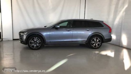 Volvo V 90 V90 Cross Country D5 AWD Pro Automatico de 2017 con 146.874 Km por 34.900 EUR. en Almeria