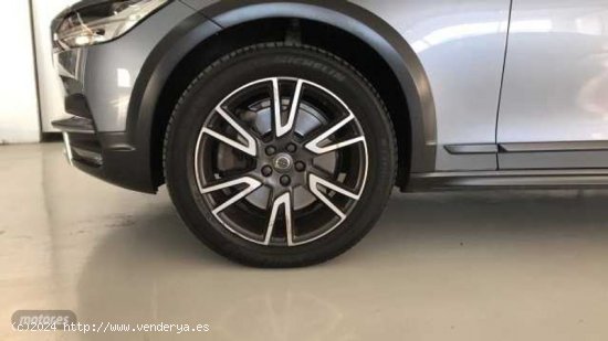 Volvo V 90 V90 Cross Country D5 AWD Pro Automatico de 2017 con 146.874 Km por 34.900 EUR. en Almeria