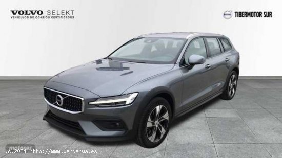  Volvo V 60 2.0 B4 D CROSS COUNTRY AUTO AWD 197 5P de 2021 con 12.972 Km por 45.895 EUR. en Madrid 