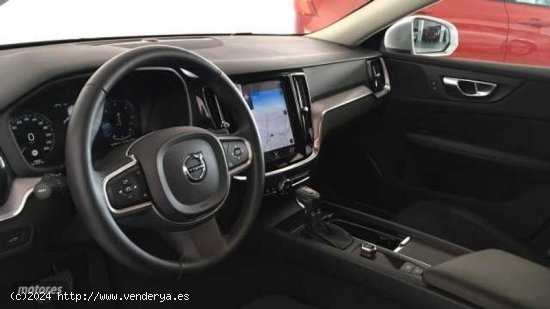 Volvo V 60 D3 Momentum Automatico de 2019 con 57.979 Km por 34.900 EUR. en Almeria