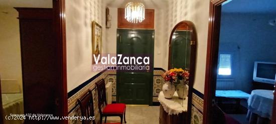 VALAZANCA VENDE CASA BAJA CON GRAN PATIO EN EL CENTRO DE ILLESCAS - TOLEDO