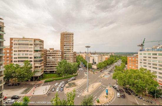 VIVIENDA DE 451 MTS PLANTA ENTERA CON POSIBILIDAD  DE SEGREGAR - MADRID