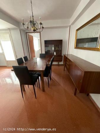 VIVIENDA AMUEBLADA JUNTO MERCADO CENTRAL - ALICANTE