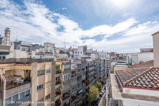 Amplia y luminosa vivienda en el centro - ZARAGOZA