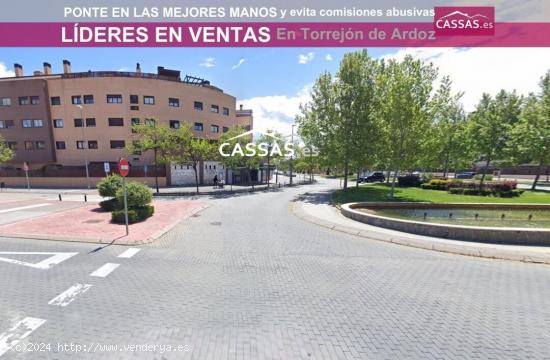 Soto del HENARES - 2 habitaciones y 2 baños. Trastero, piscina y 2 plazas de garaje - MADRID