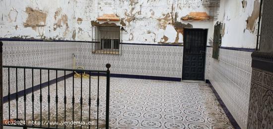 CASA CALLE ANCHA-ZONA CÉNTRICA - CADIZ