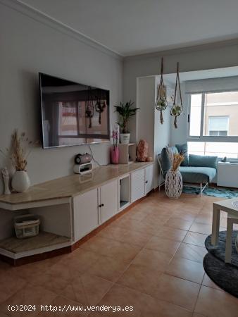  VIVIENDA DE ALQUILER SOLO PARA ESTUDIANTES - CASTELLON 