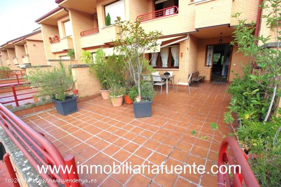 BONITO CHALET ADOSADO CON JARDIN Y TERRAZA EN VALLE DE MENA - BURGOS