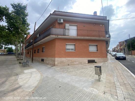 SE VENDE PLAZA DE APARCAMIENTO EN RUBÍ - BARCELONA