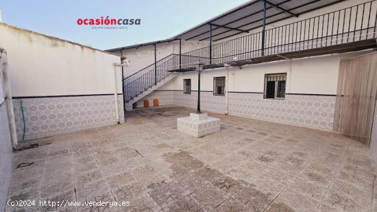 CASA EN VENTA EN PEDROCHE - CORDOBA