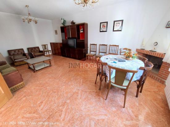 CHALET UNIFAMILIAR EN VENTA EN SANTA CRUZ DE PINARES, ÁVILA - AVILA