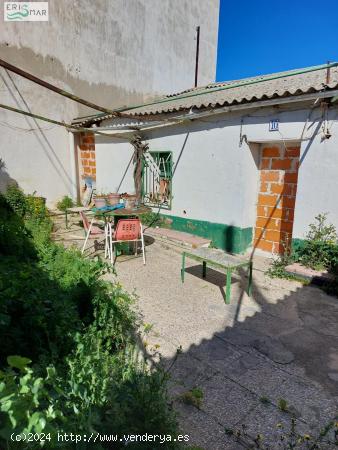 CASA DE PUEBLO EN VENTA EN YUNCOS - TOLEDO