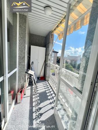 SE VENDE PISO COMPLETAMENTE EXTERIOR Y CON PLAZA DE GARAJE A ESCASOS 5 MIN DEL CHOU. - ORENSE