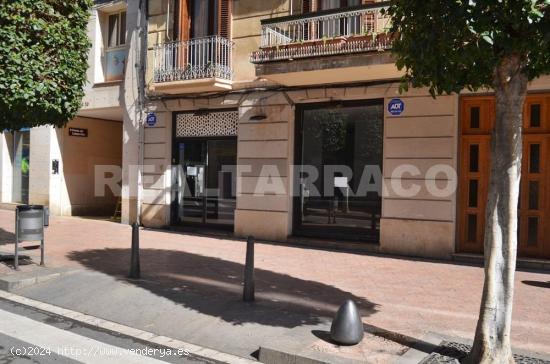  Estupendo local comercial en misma Raval Marti Folguera !! En Reus - TARRAGONA 