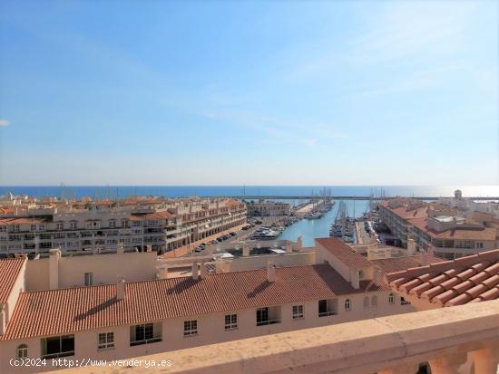 ÁTICO EN VENTA EN RESIDENCIAL PORTOFINO - ALMERIA