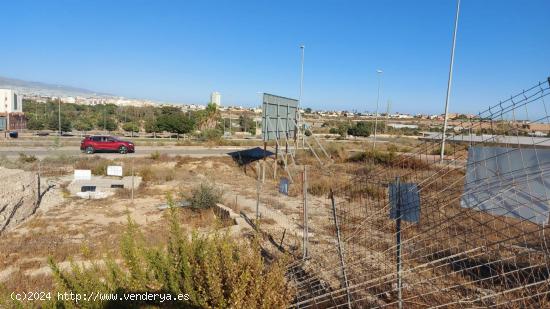 Solar en venta en La Loma de La Mezquita - ALMERIA