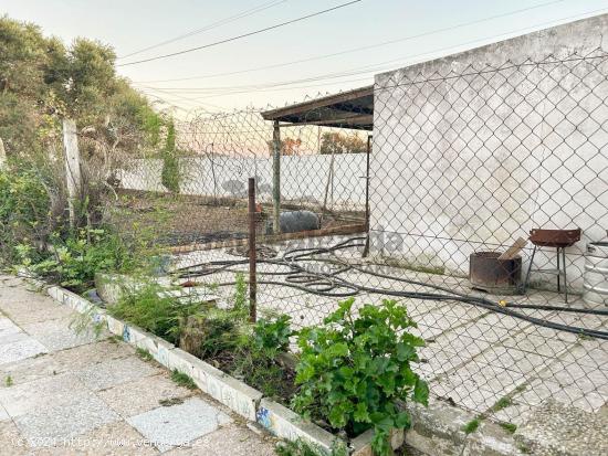 FINCA RÚSTICA EN CARRETERA DEL PUERTO - CADIZ