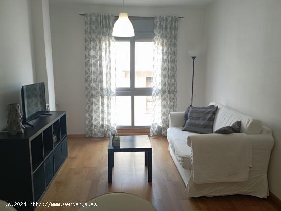 APARTAMENTO DE DOS DORMITORIOS CON GARAJE Y TRASTERO - PONTEVEDRA