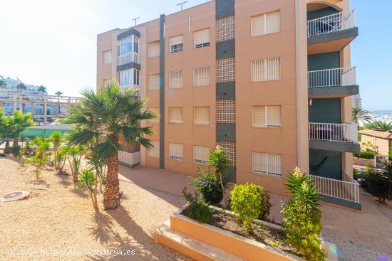 Apartamento en Los Leandros, Cabo Cervera - ALICANTE