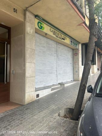 Local comercial en semi centro - BARCELONA