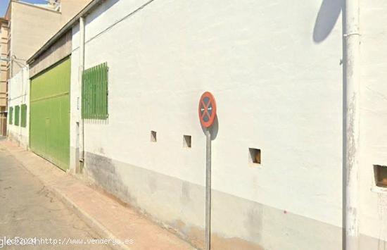 Ideal para Inversores!! Todo un conjunto: Vivienda, Nave y Parcela en Churra - MURCIA