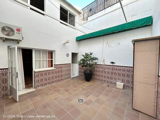  CASA EN ZONA AVENIDA DE LA LEGION BUSCA PROPIETARIO¡¡¡¡ - MALAGA 