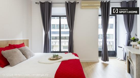 Habitación elegante en alquiler en apartamento de 8 dormitorios, Argüelles - MADRID