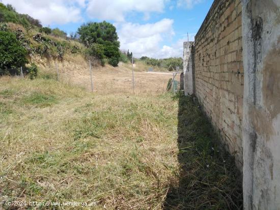  Terreno urbano en venta en Gelves - SEVILLA 